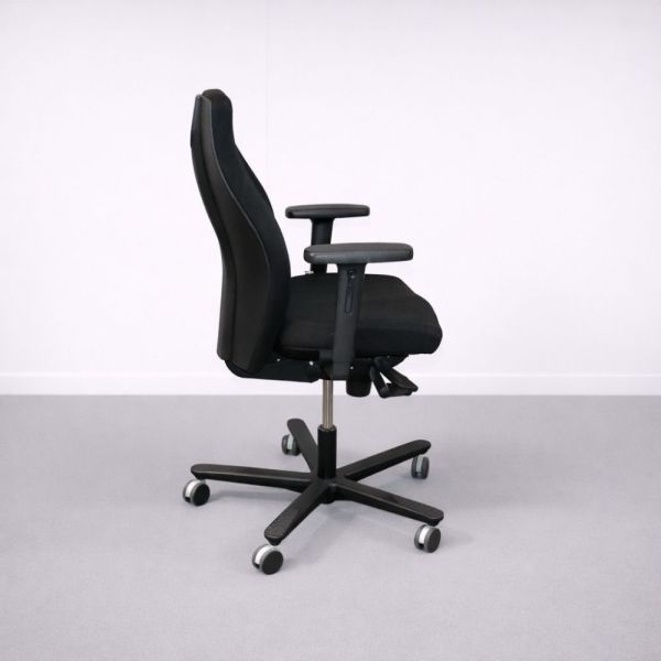 EFG Splice työtuoli, käsinojat – musta