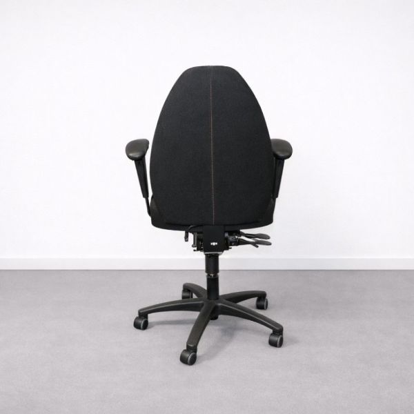 EFG työtuoli, käsinojat  – musta