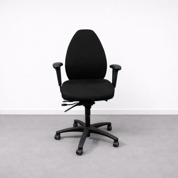 EFG työtuoli, käsinojat  – musta