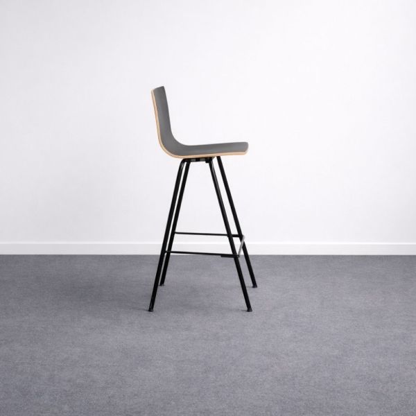 Isku baarituoli - musta