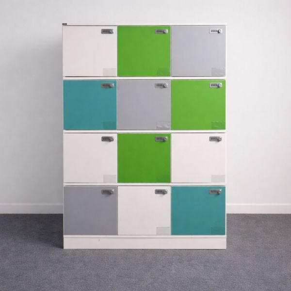 Isku lokerokaappi 12 lokeroa – monivärinen