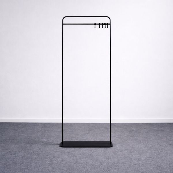 Martela Kaari naulakko  – musta metalli