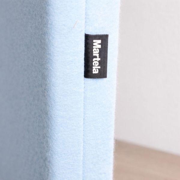 Martela pöytäsermi 120 × 65 cm – vaaleansininen