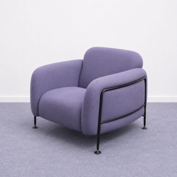 Massproductions Mega Armchair -nojatuoli - liila