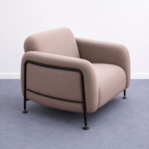 Massproductions Mega Armchair -nojatuoli - marjapuuron värinen