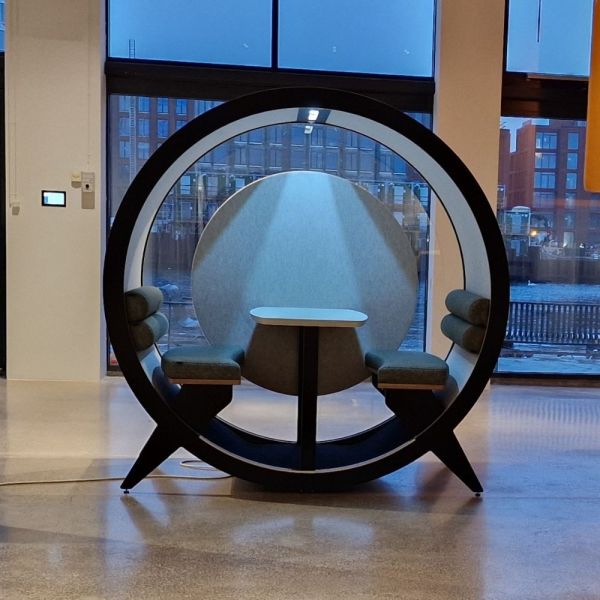 BlockO FOUR – Akustinen kohtaamispaikka neljälle