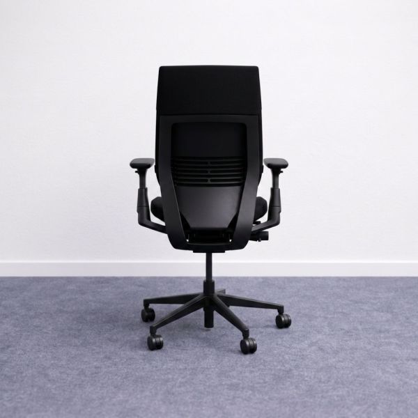 Steelcase Gesture työtuoli – musta