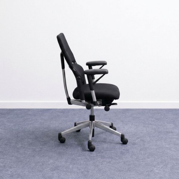 Steelcase Please työtuoli – musta
