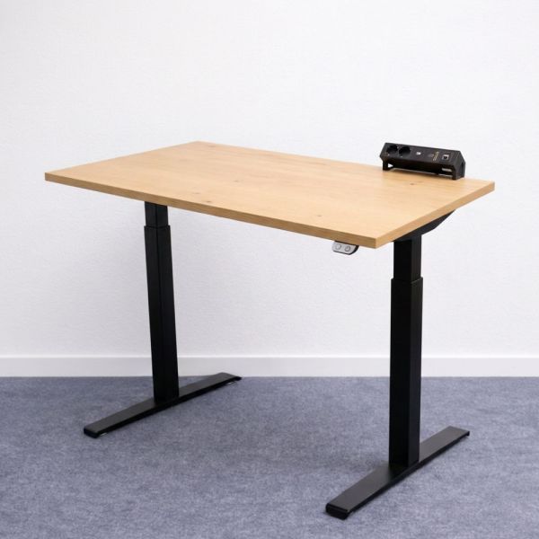 Steelcase sähköpöytä 120x70 cm - tammi/musta