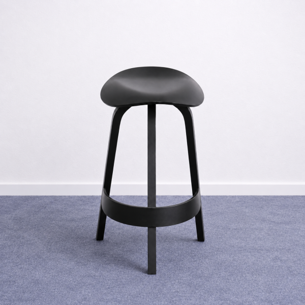 Thonet 404-H -baarijakkara - musta