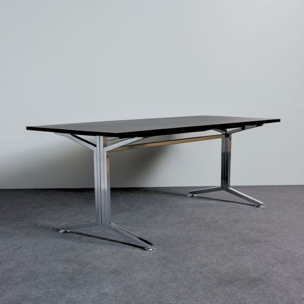 Neuvottelupöytä 190×92,5 cm – musta kansi, kromijalka
