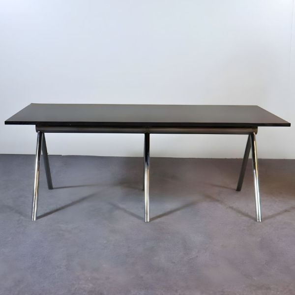 Neuvottelupöytä 190x92,5 cm – musta kansi, kromijalka