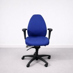 EFG Allegro työtuoli, käsinojat – sininen