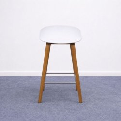 HAY About A Stool AAS32 -baarituoli - valkoinen/vaalea puu
