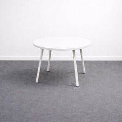 Isku sivupöytä Ø90 cm – valkoinen