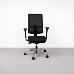 Martela James työtuoli, käsinojat – musta