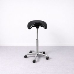 Muuvi Matilda satulatuoli – musta nahka