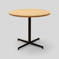 Pöytä, halkaisija 80 cm - puunvärinen kansi, musta jalka