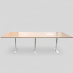 Neuvottelupöytä 260 x 120 cm – vaalean puun sävyinen kansi, valkoiset jalat