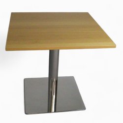 Pöytä 70x70x72 - puunväri