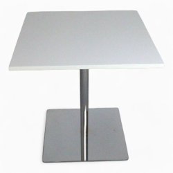 Pöytä 70x70x72 - valkoinen